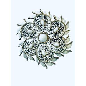 Vintage Crown Trifari Gold Tone White Enamel Filigree Flower Brooch Pin 2” D